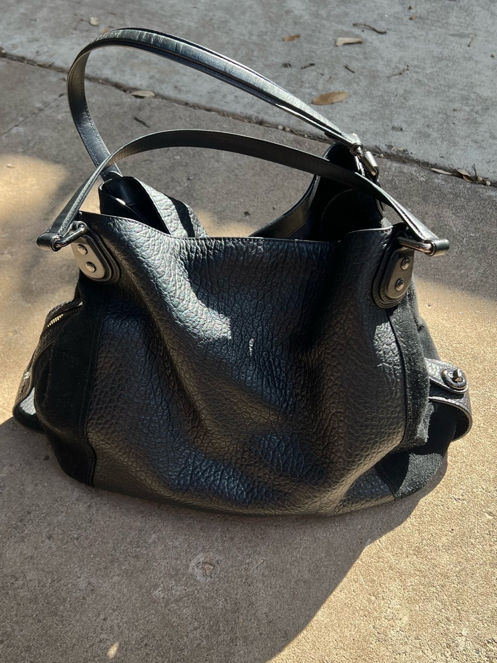 Coach Edie 42 Shoulder Bag